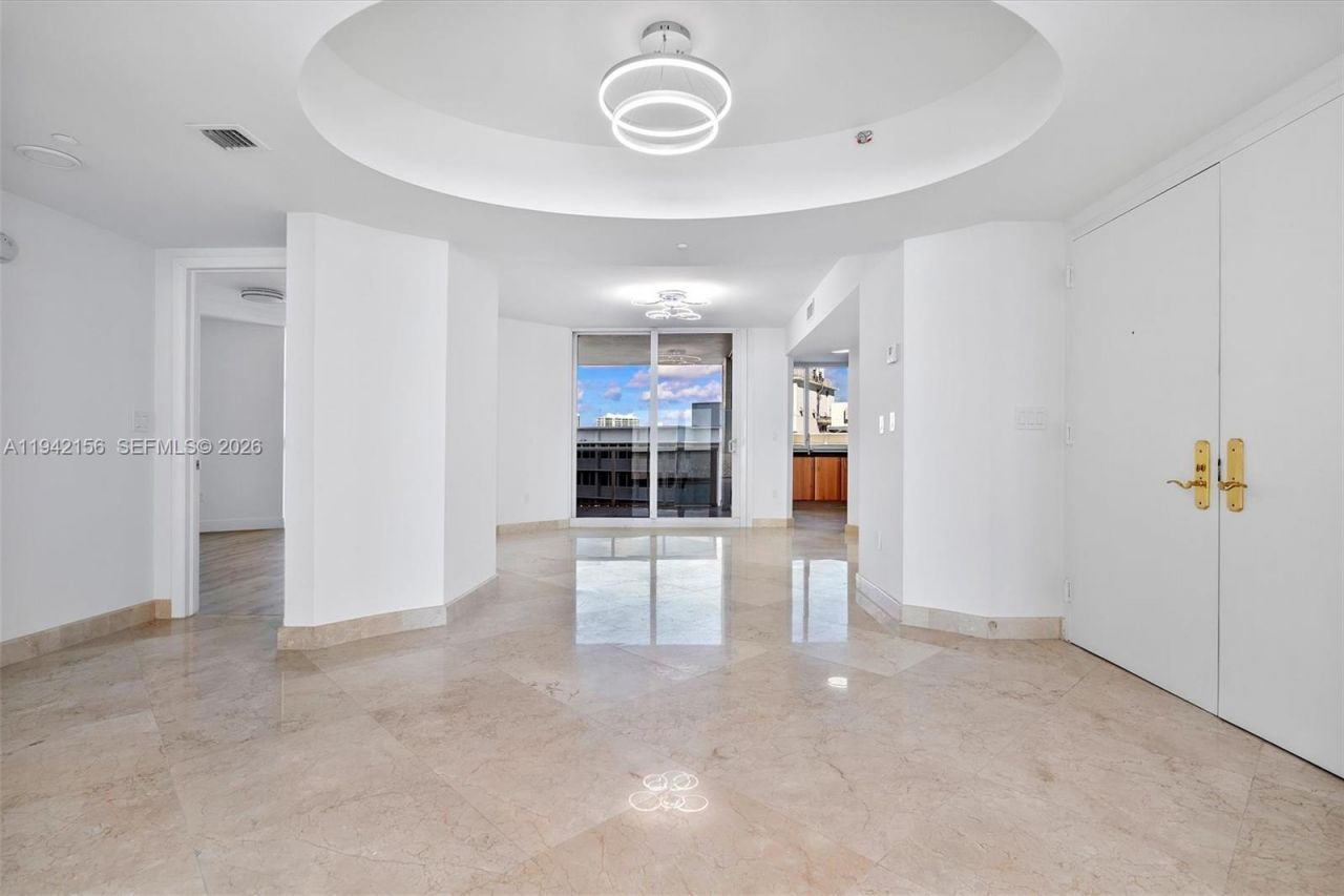 19111 Collins Ave, Unit 1102, Sunny Isles Beach, FL 33160 Photo