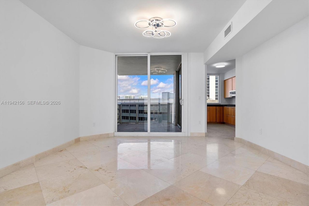 19111 Collins Ave, Unit 1102, Sunny Isles Beach, FL 33160 Photo