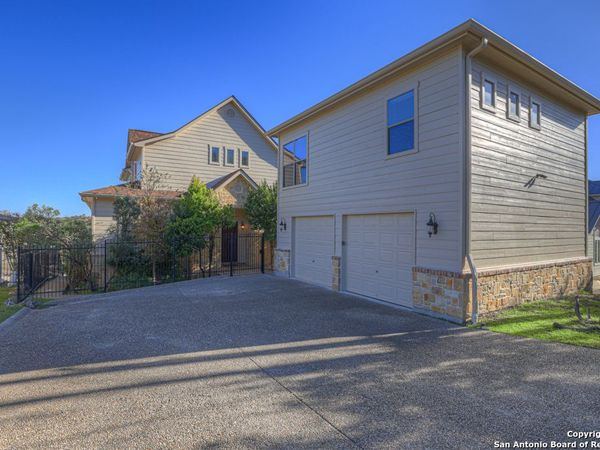 1745 W Lakeside, Canyon Lake, TX 78133