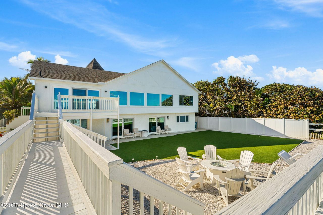 5865 Highway A1a, Melbourne Beach, FL 32951 Photo