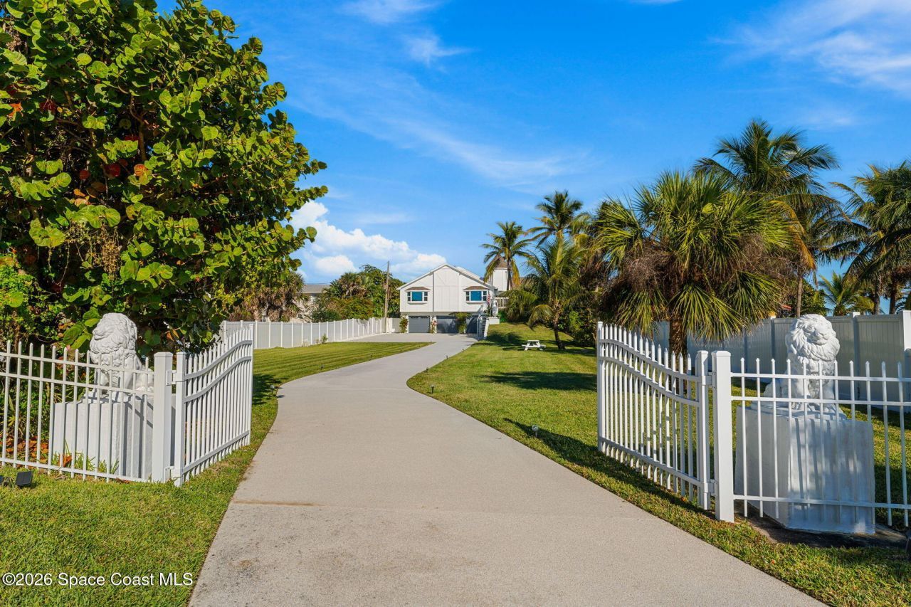 5865 Highway A1a, Melbourne Beach, FL 32951 Photo