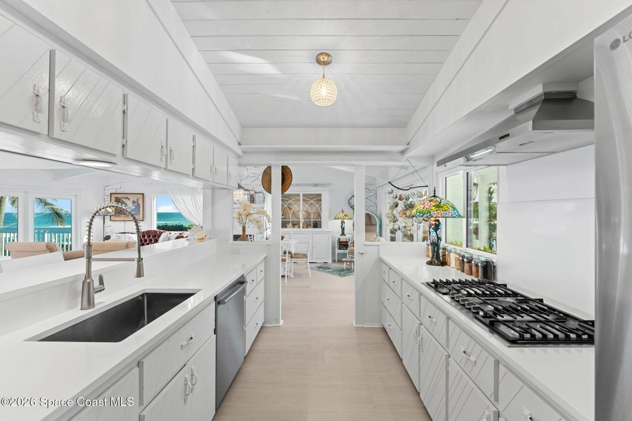 5865 Highway A1a, Melbourne Beach, FL 32951 Photo