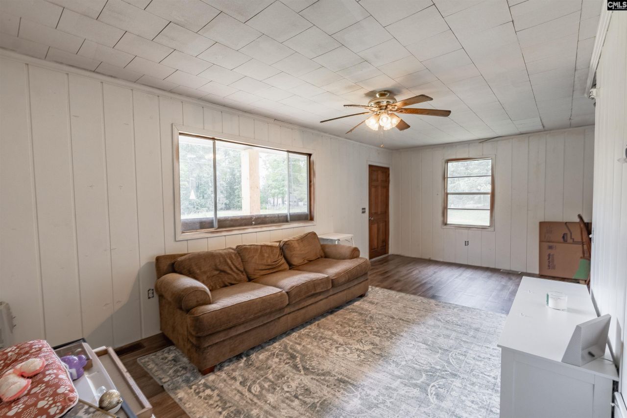 1322 Friendly Woods Road Photo 10