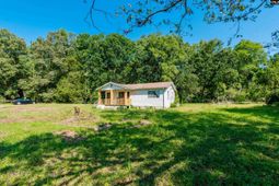 1322 Friendly Woods Road photo 4