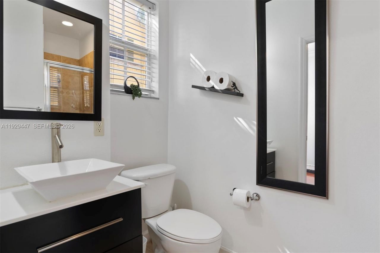 2508 SW 14th Ave, Unit 701, Fort Lauderdale, FL 33315 Photo