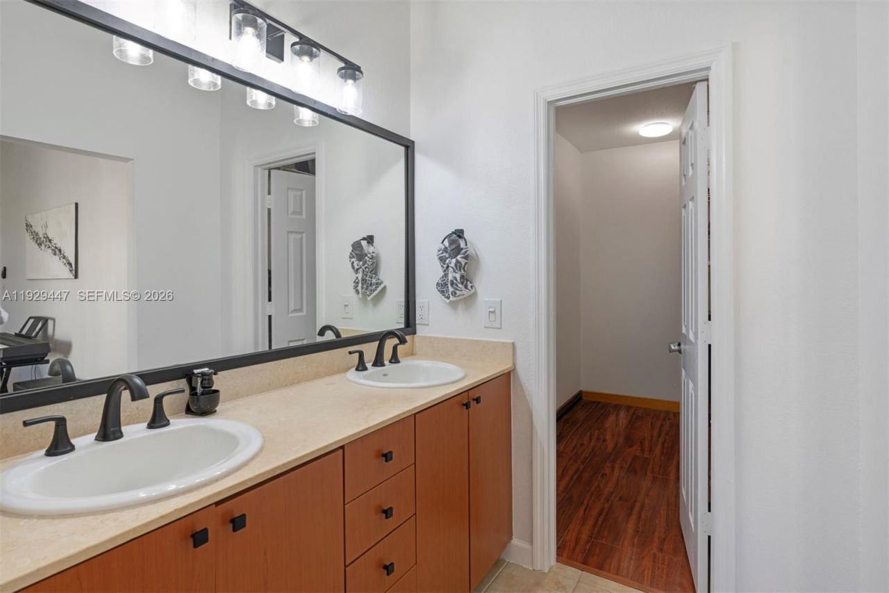 2508 SW 14th Ave, Unit 701, Fort Lauderdale, FL 33315 Photo