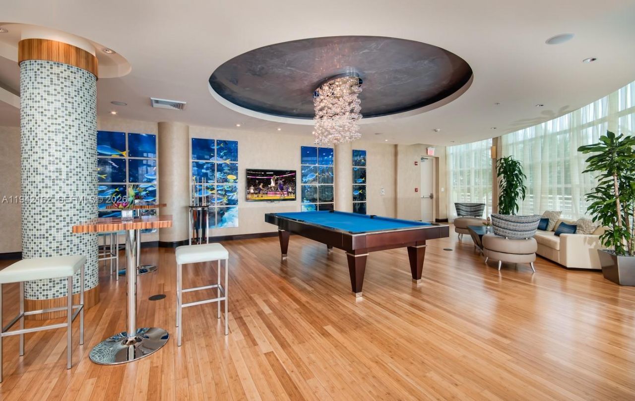 253 NE 2nd St , Unit 1107, Miami, FL 33132 Photo