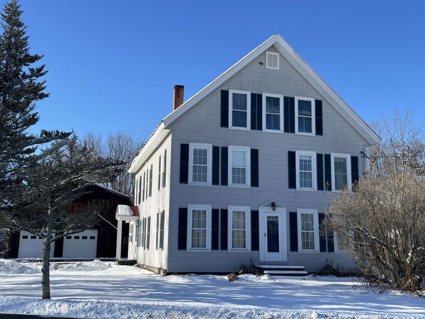 68 Passumpsic Avenue, Hartford, VT 05088