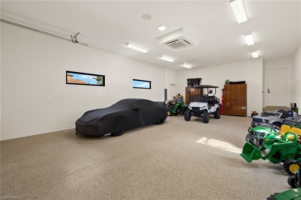 891 W Cape Estates Cir, Cape Coral, FL 33993 Photo