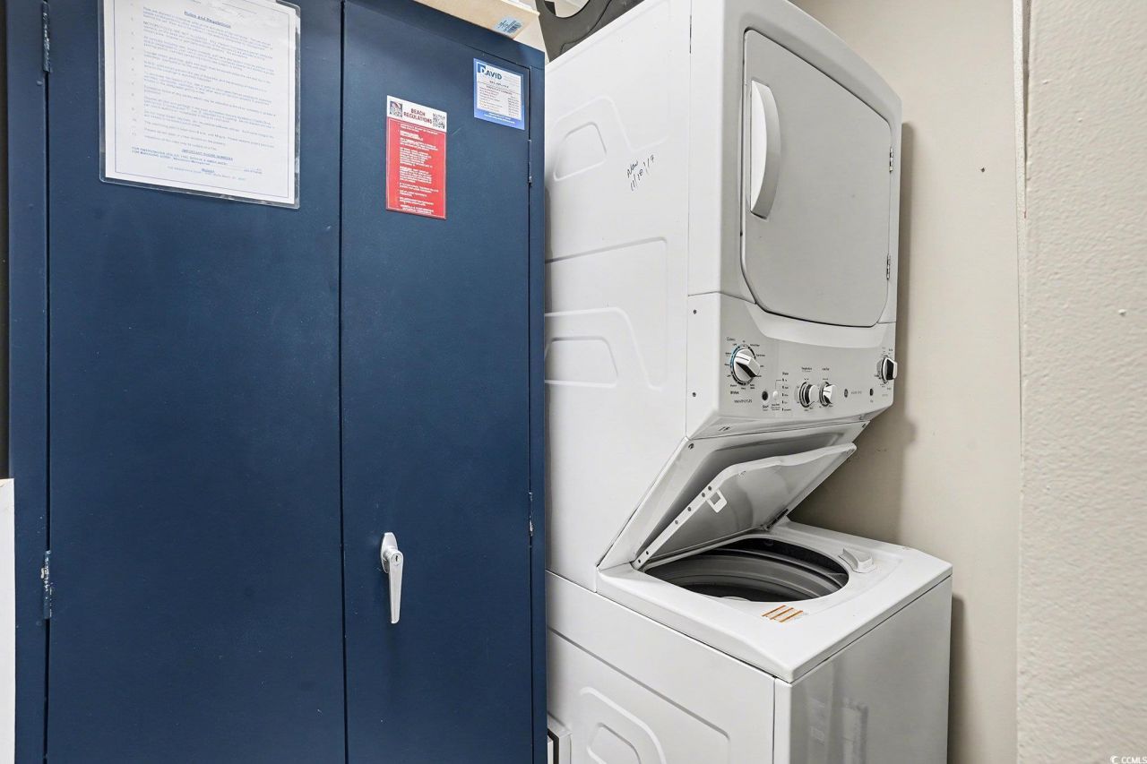 609 Hillside Dr. S. Photo 10