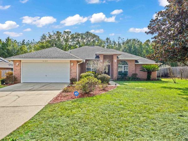 5127 Brookside Dr, Pace, FL 32571
