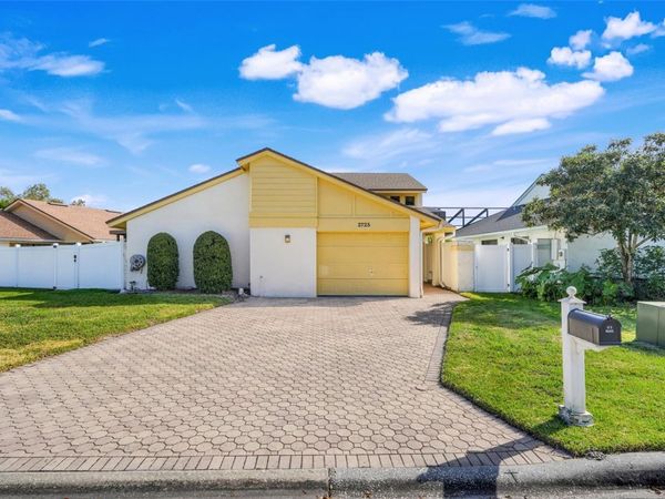 2725 HEATHERSIDE AVENUE, ORLANDO, FL 32822