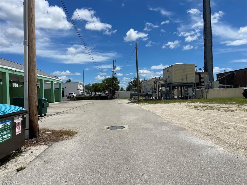 820 Cape Coral Pkwy E, Cape Coral, FL 33904 Photo