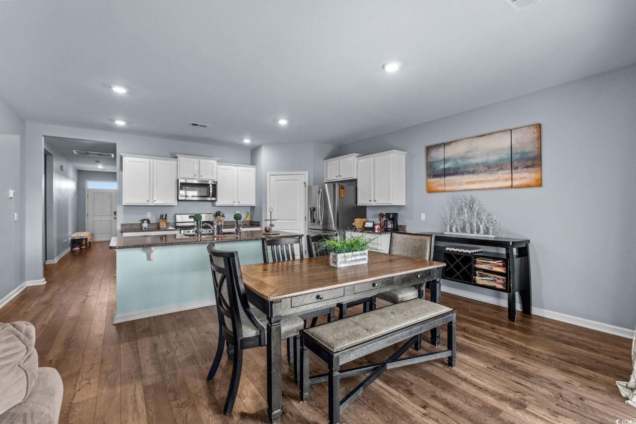 1023 Flintshire Dr. Photo 8