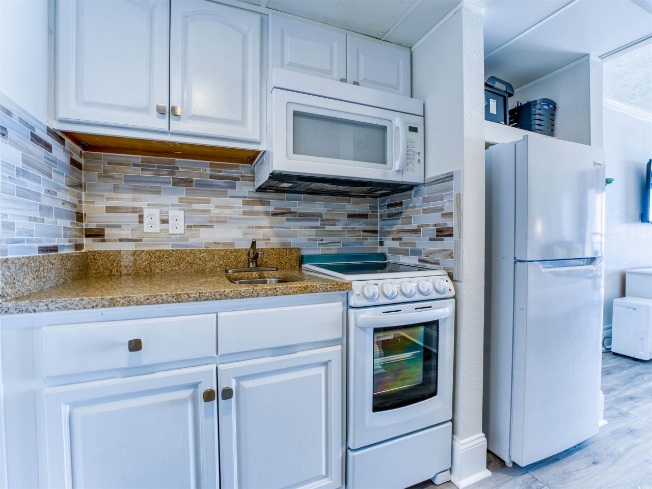 7100 N Ocean Blvd. Photo 17