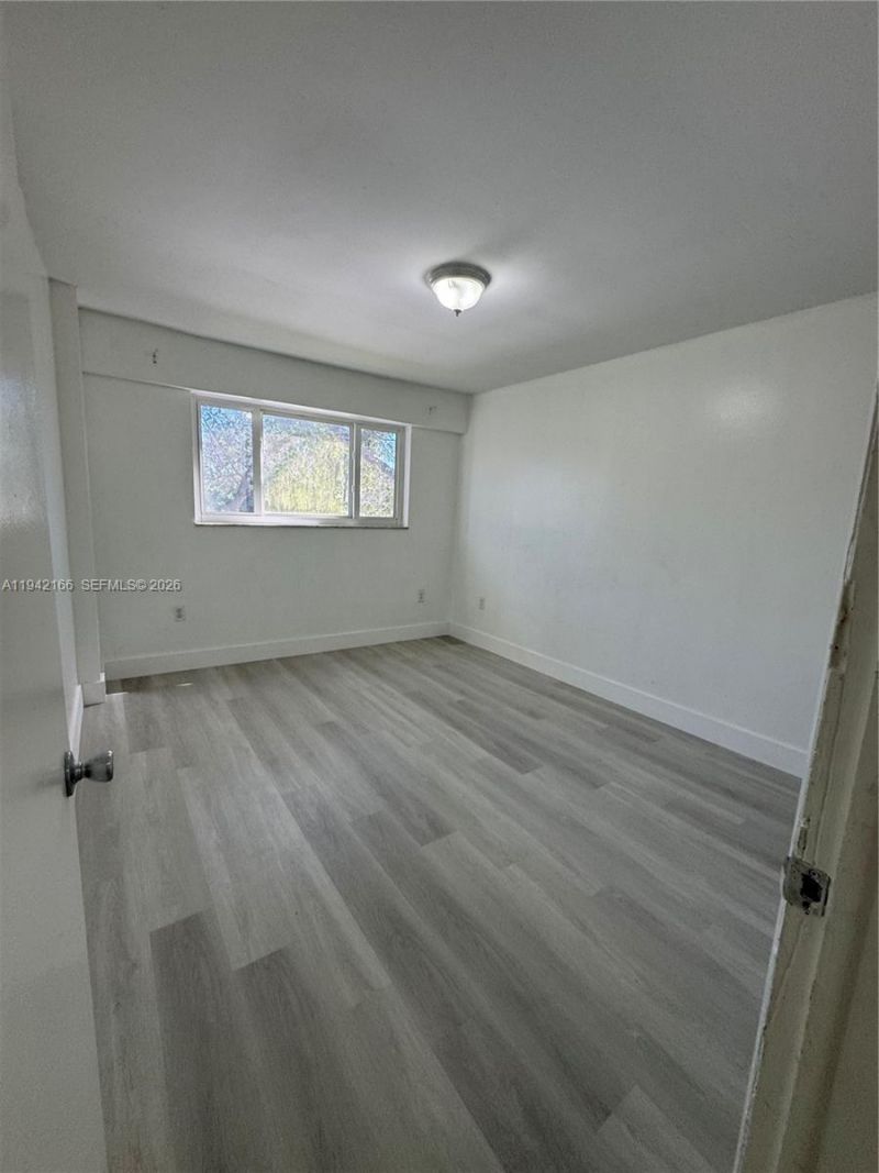 645 NE 121st St, Unit 307, North Miami, FL 33161 Photo