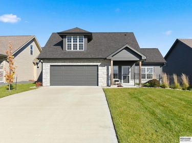 6017 N HWS Cleveland Boulevard, Omaha, NE 68116