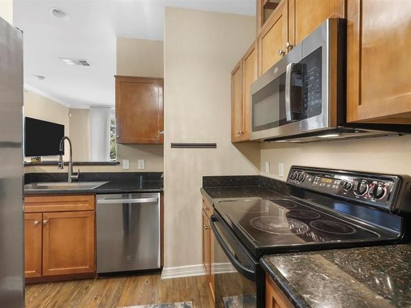 330 Las Colinas Boulevard E, Unit 232, Irving, TX 75039