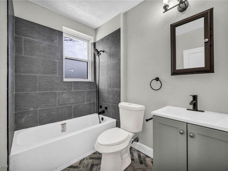 13114 Durkee Avenue, Cleveland, OH 44105 Photo 39