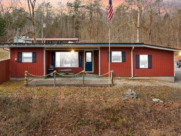 825 George Hardwick Drive, Bronston, KY 42518