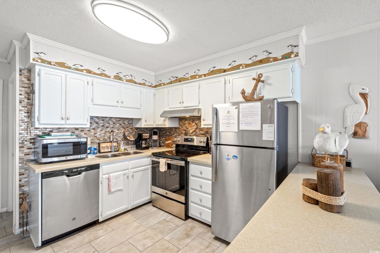 9600 Shore Dr. Photo 15