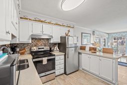 9600 Shore Dr. photo 4