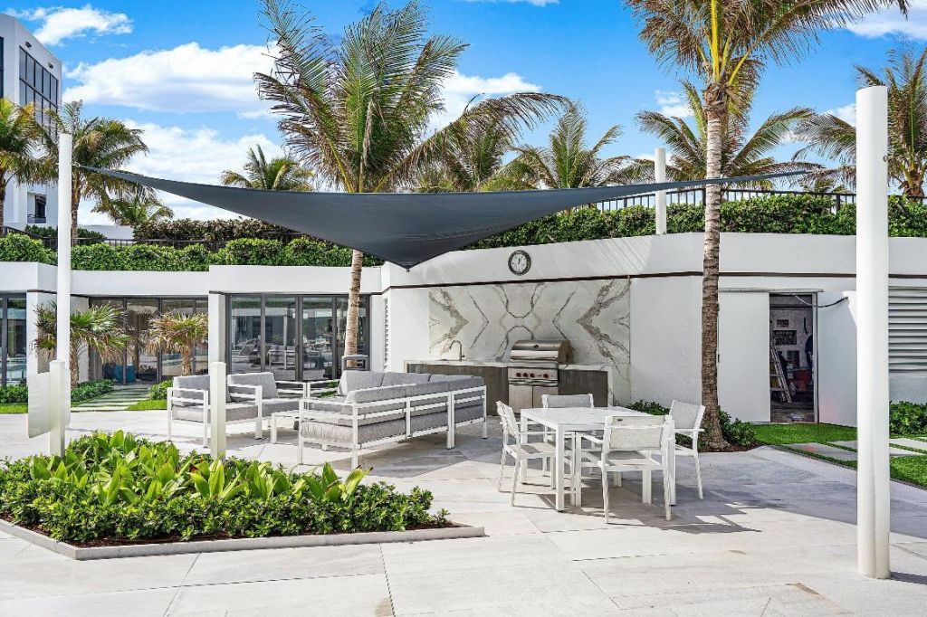 3100 S Ocean Boulevard, Unit 302s, Palm Beach, FL 33480 Photo