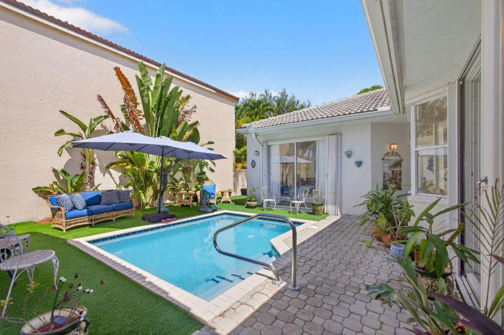 2080 Chagall Circle, West Palm Beach, FL 33409 Photo