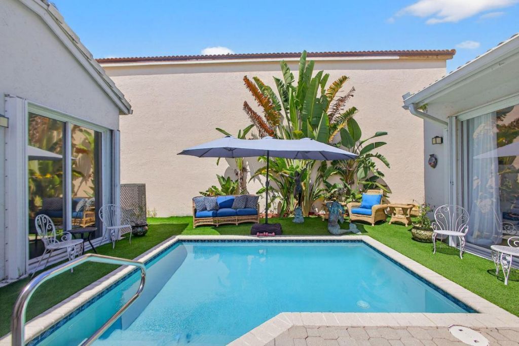 2080 Chagall Circle, West Palm Beach, FL 33409 Photo