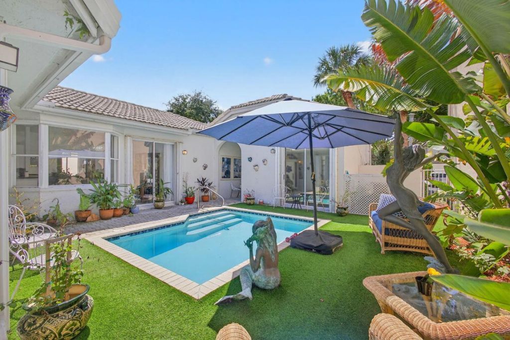 2080 Chagall Circle, West Palm Beach, FL 33409 Photo