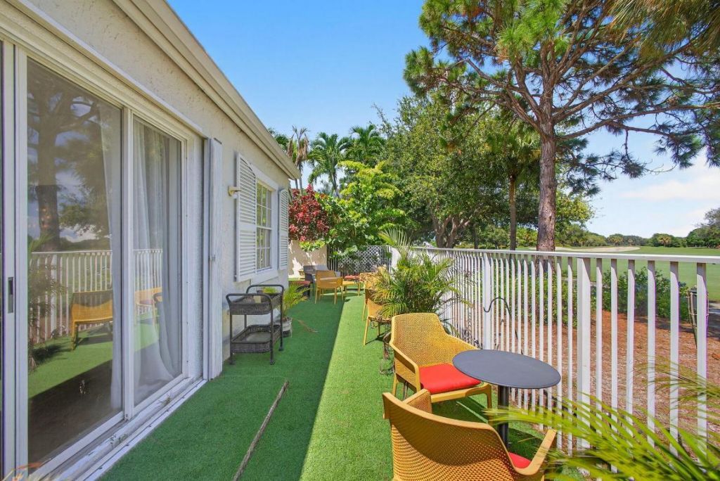 2080 Chagall Circle, West Palm Beach, FL 33409 Photo