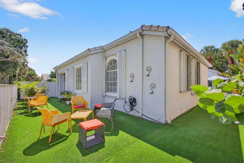 2080 Chagall Circle, West Palm Beach, FL 33409 Photo