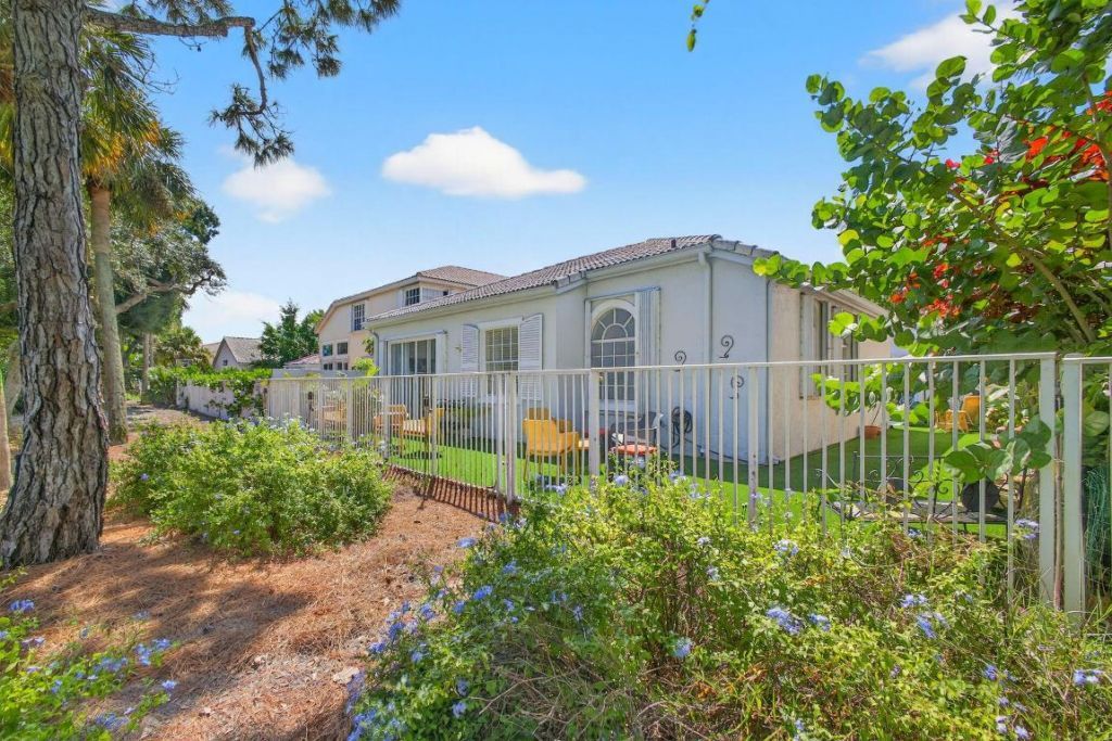 2080 Chagall Circle, West Palm Beach, FL 33409 Photo