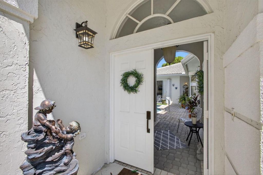 2080 Chagall Circle, West Palm Beach, FL 33409 Photo