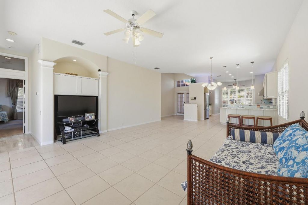 7954 SE Hempstead Circle, Hobe Sound, FL 33455 Photo
