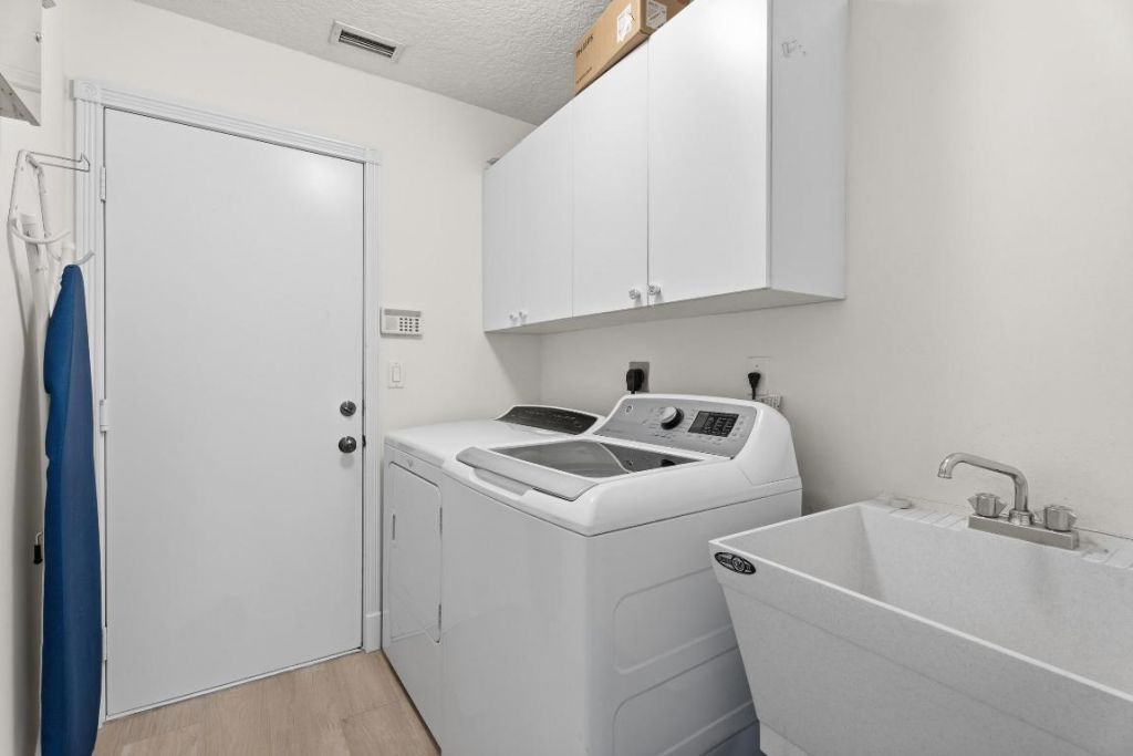 5196 SW Hammock Creek Drive, Palm City, FL 34990 Photo