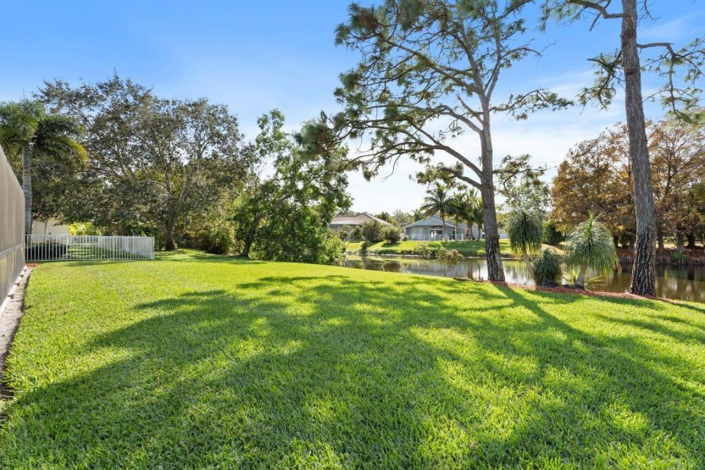 5196 SW Hammock Creek Drive, Palm City, FL 34990 Photo