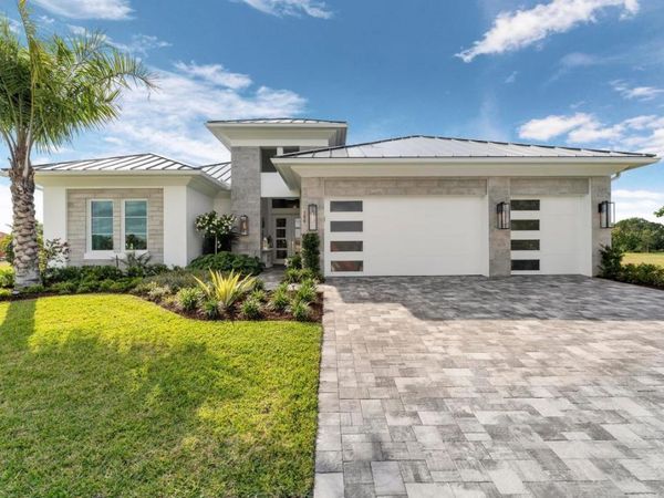 106 SE Via San Marino, Port St. Lucie, FL 34984