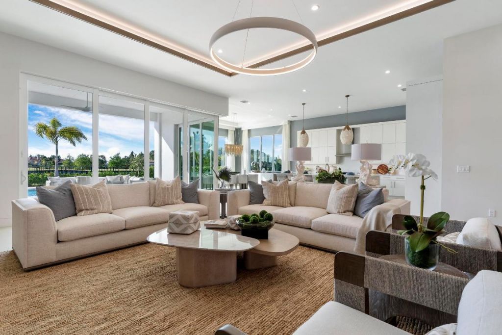 106 SE Via San Marino, Port Saint Lucie, FL 34984 Photo