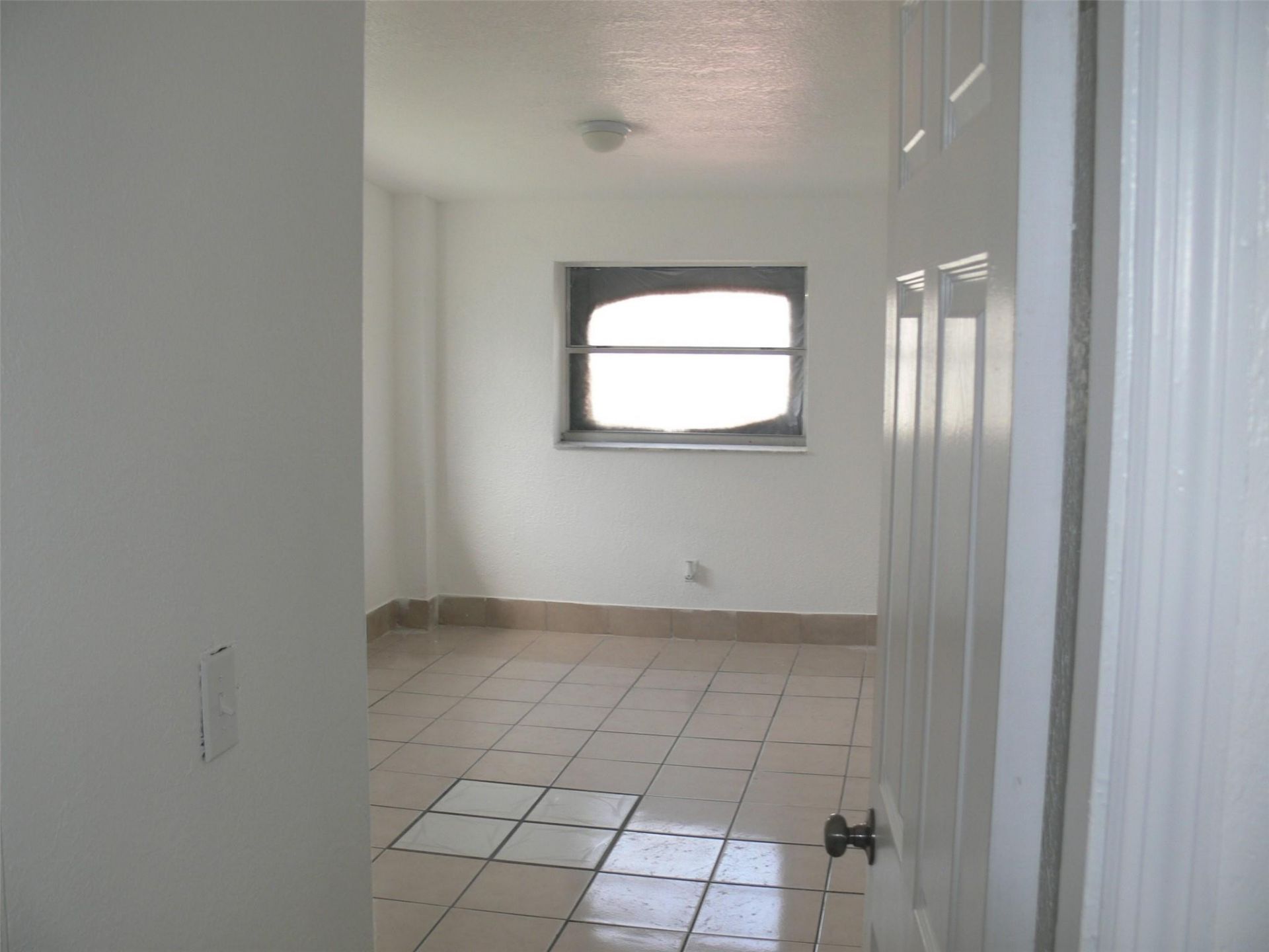 870 NW 84th Street, Miami, FL 33150 Photo