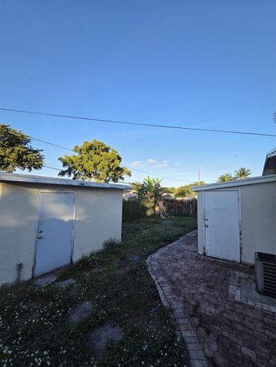 5751 SW 37th Street, Davie, FL 33314 Photo