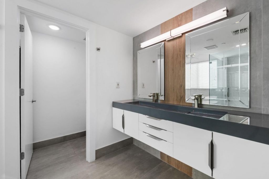 910 NE 16th Terrace, Unit 2, Fort Lauderdale, FL 33304 Photo