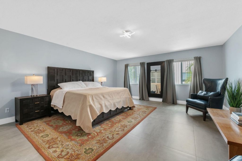 910 NE 16th Terrace, Unit 2, Fort Lauderdale, FL 33304 Photo