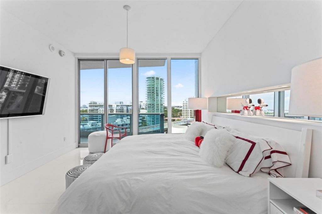 5959 Collins Avenue, Unit 1203, Miami Beach, FL 33140 Photo