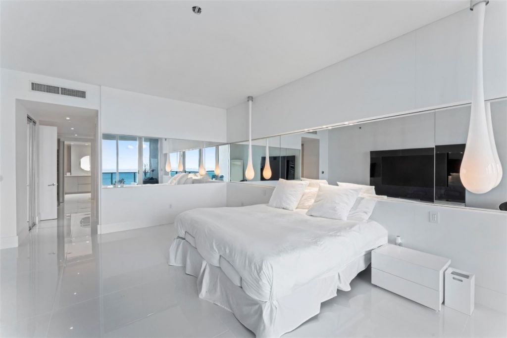 5959 Collins Avenue, Unit 1203, Miami Beach, FL 33140 Photo