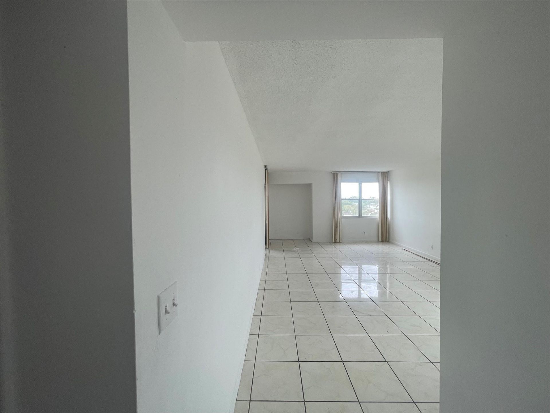 3301 Spanish Moss Te, Unit 601, Lauderhill, FL 33319 Photo
