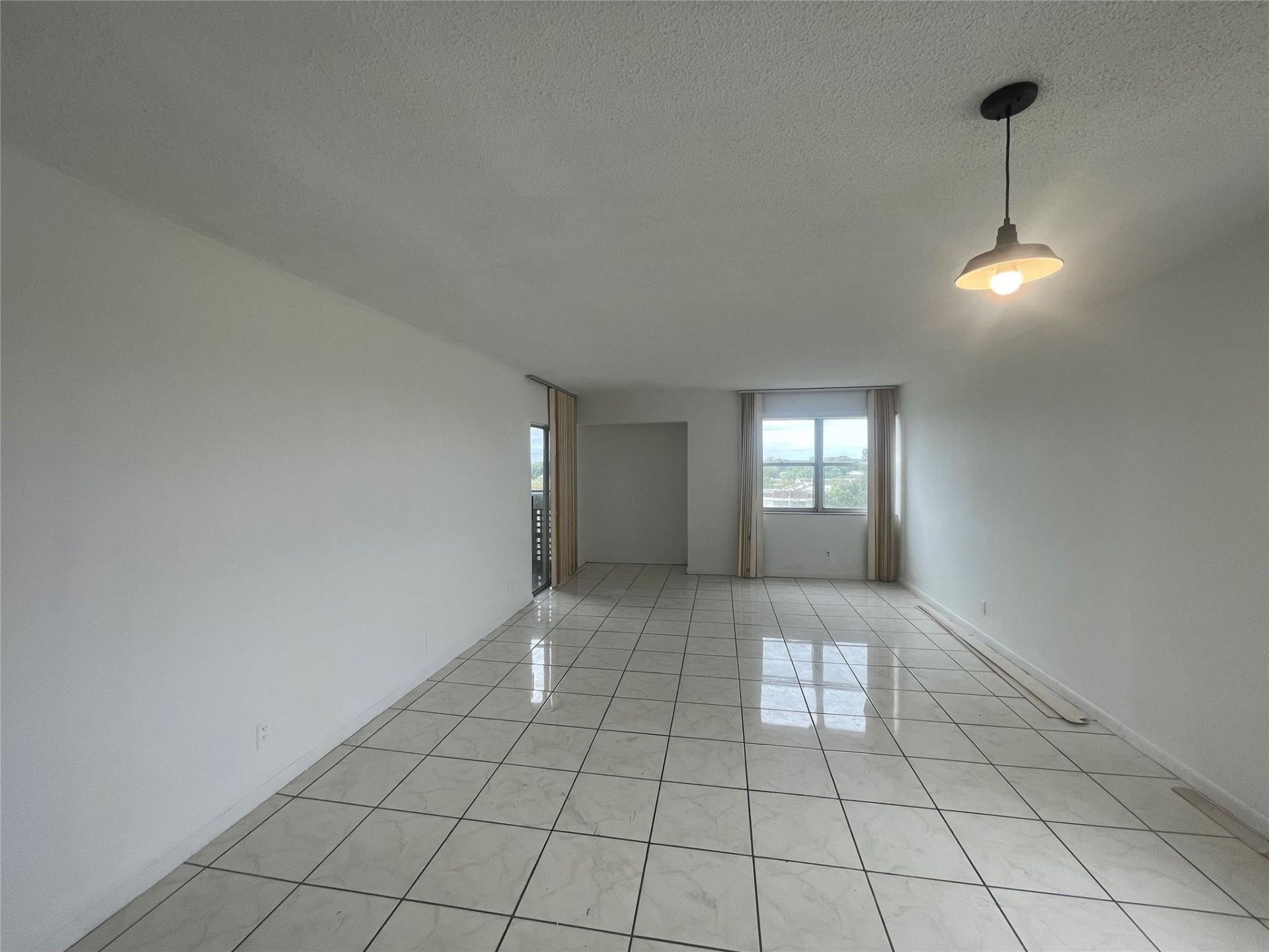 3301 Spanish Moss Te, Unit 601, Lauderhill, FL 33319 Photo