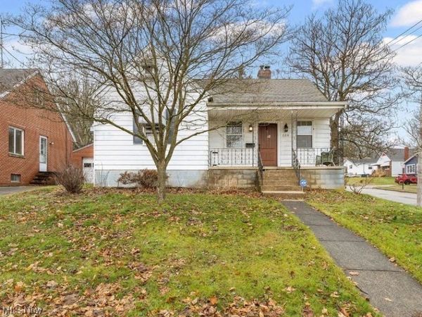 2211 Goodyear Boulevard, Akron, OH 44305