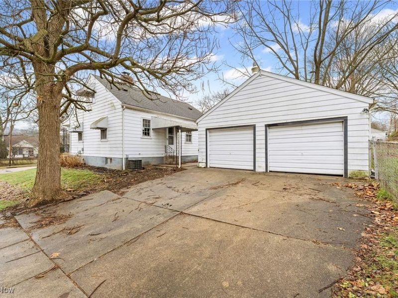 2211 Goodyear Boulevard, Akron, OH 44305 Photo 30