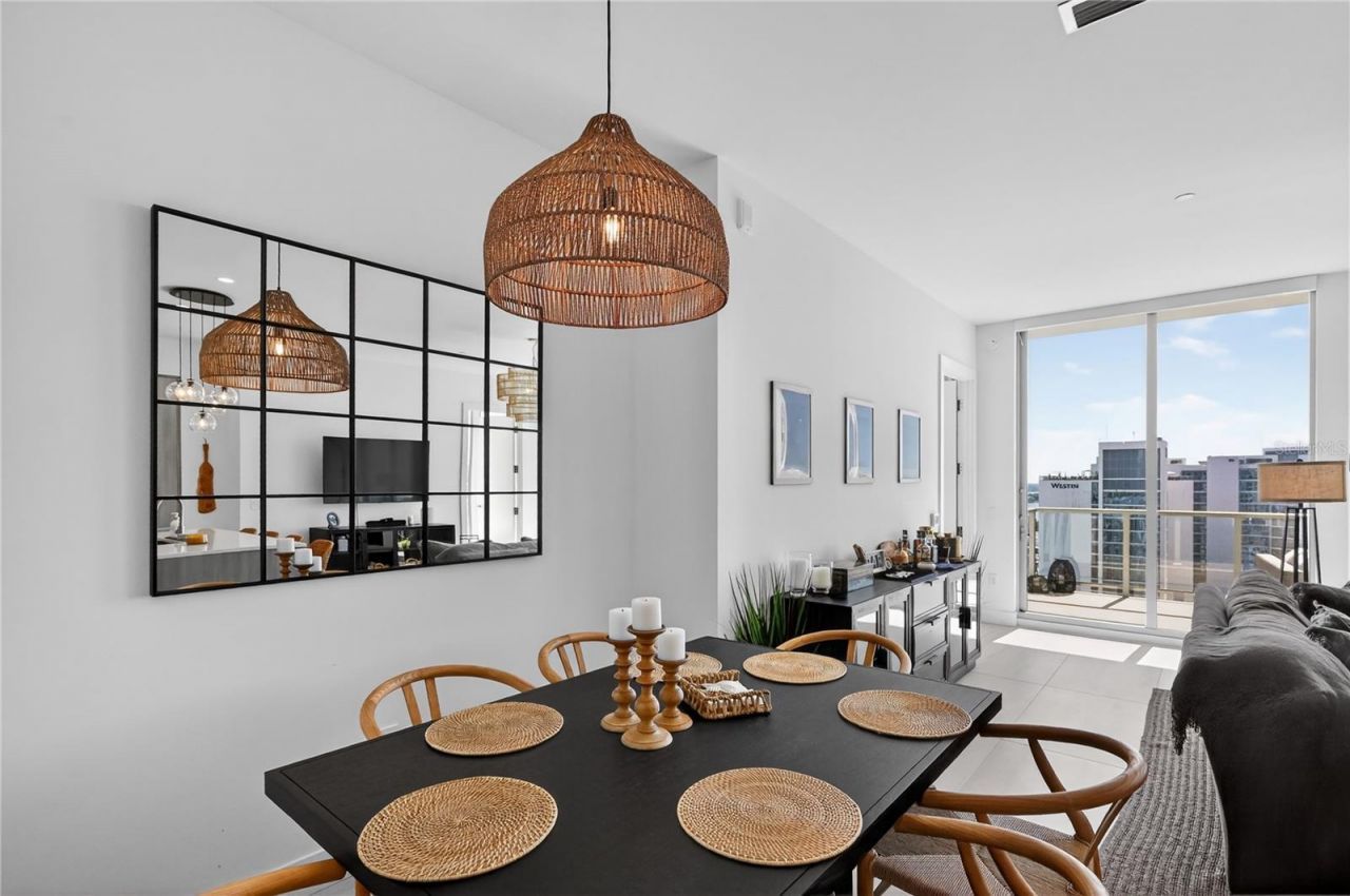 301 Quay Commons, Unit 1807, Sarasota, FL 34236 Photo